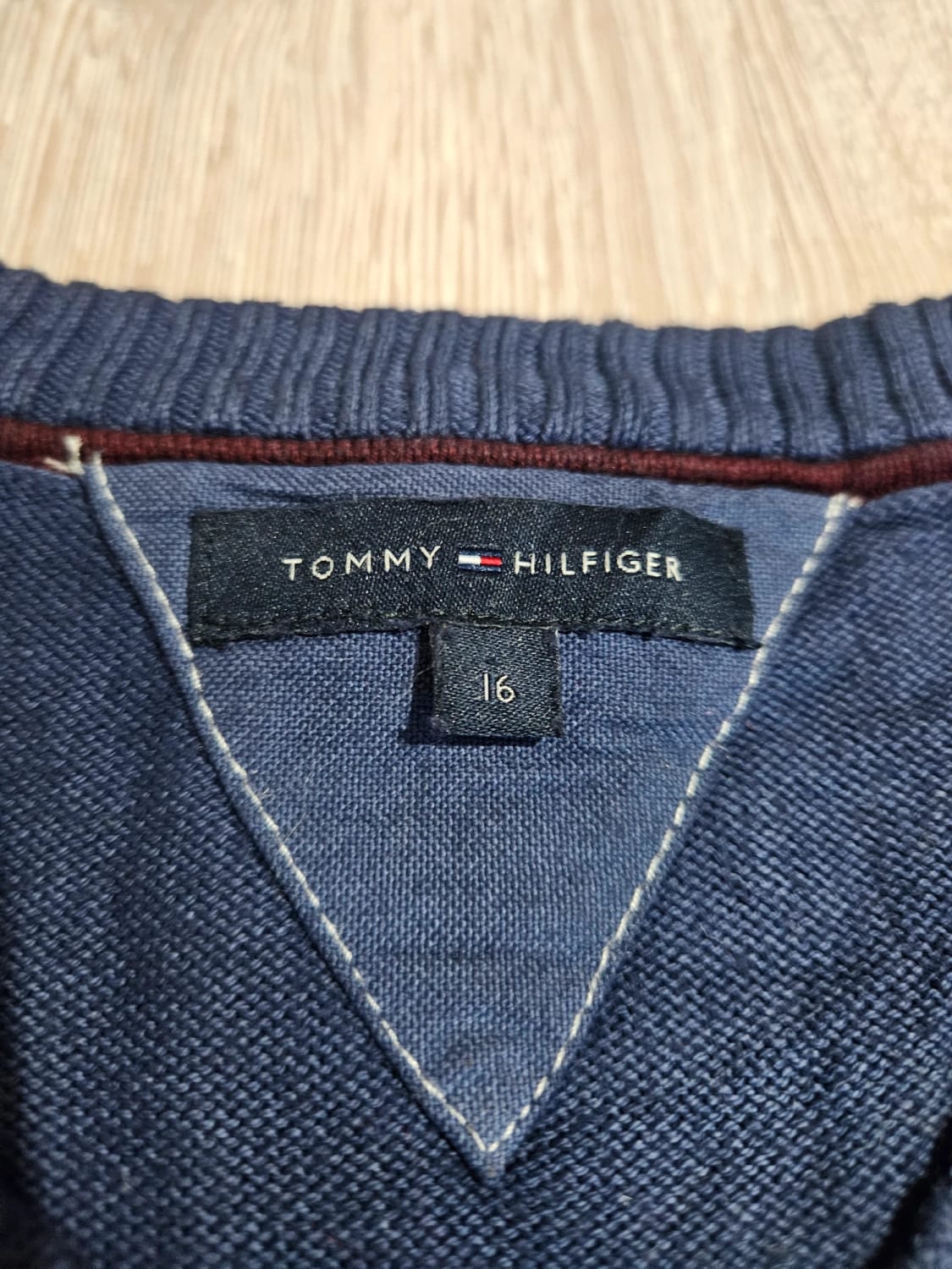 đź›’Pull Tommy Hilfiger Taille 16đź›’