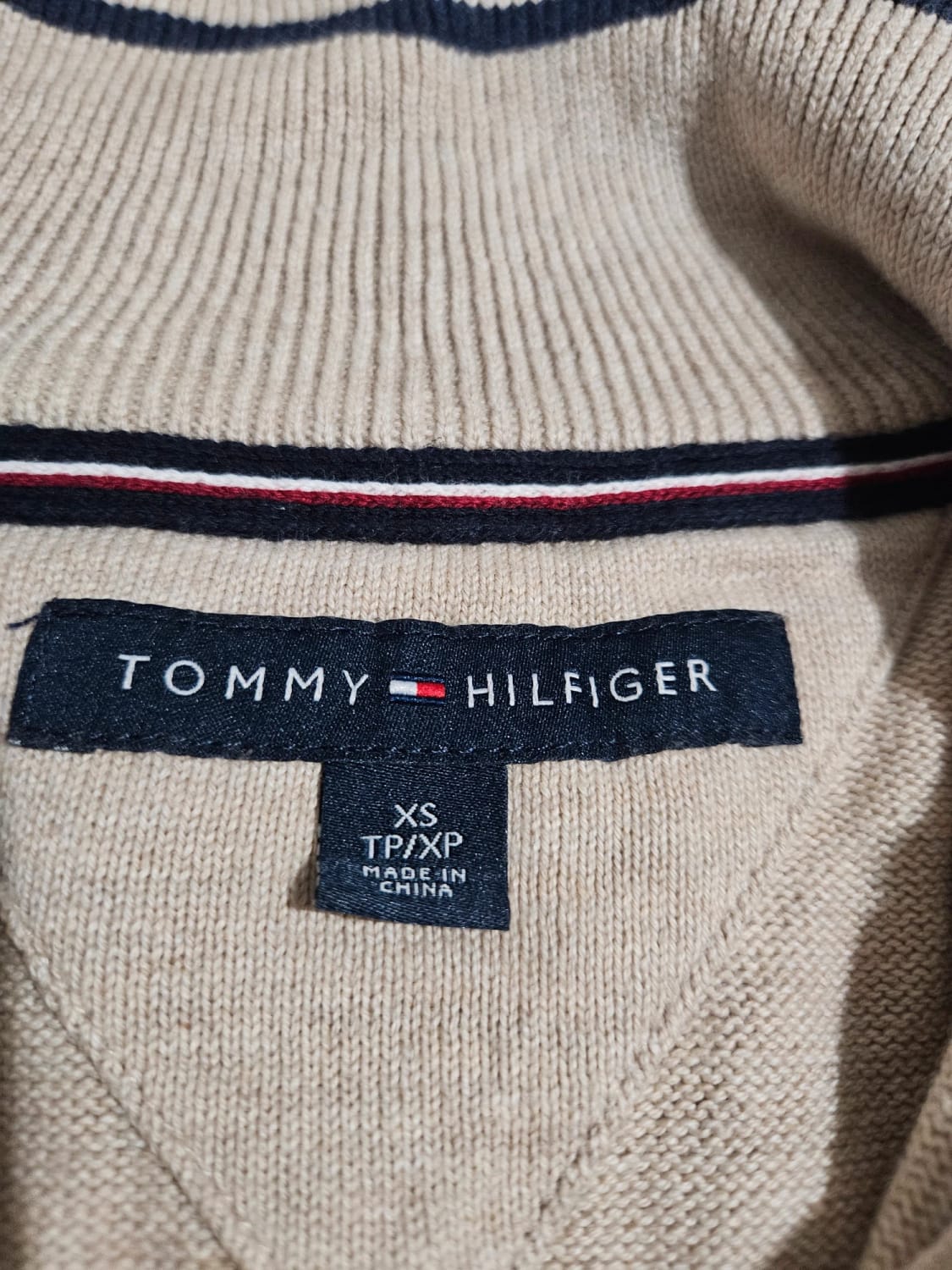 đź›’Pull Tommy Hilfiger XS Beige Clairđź›’