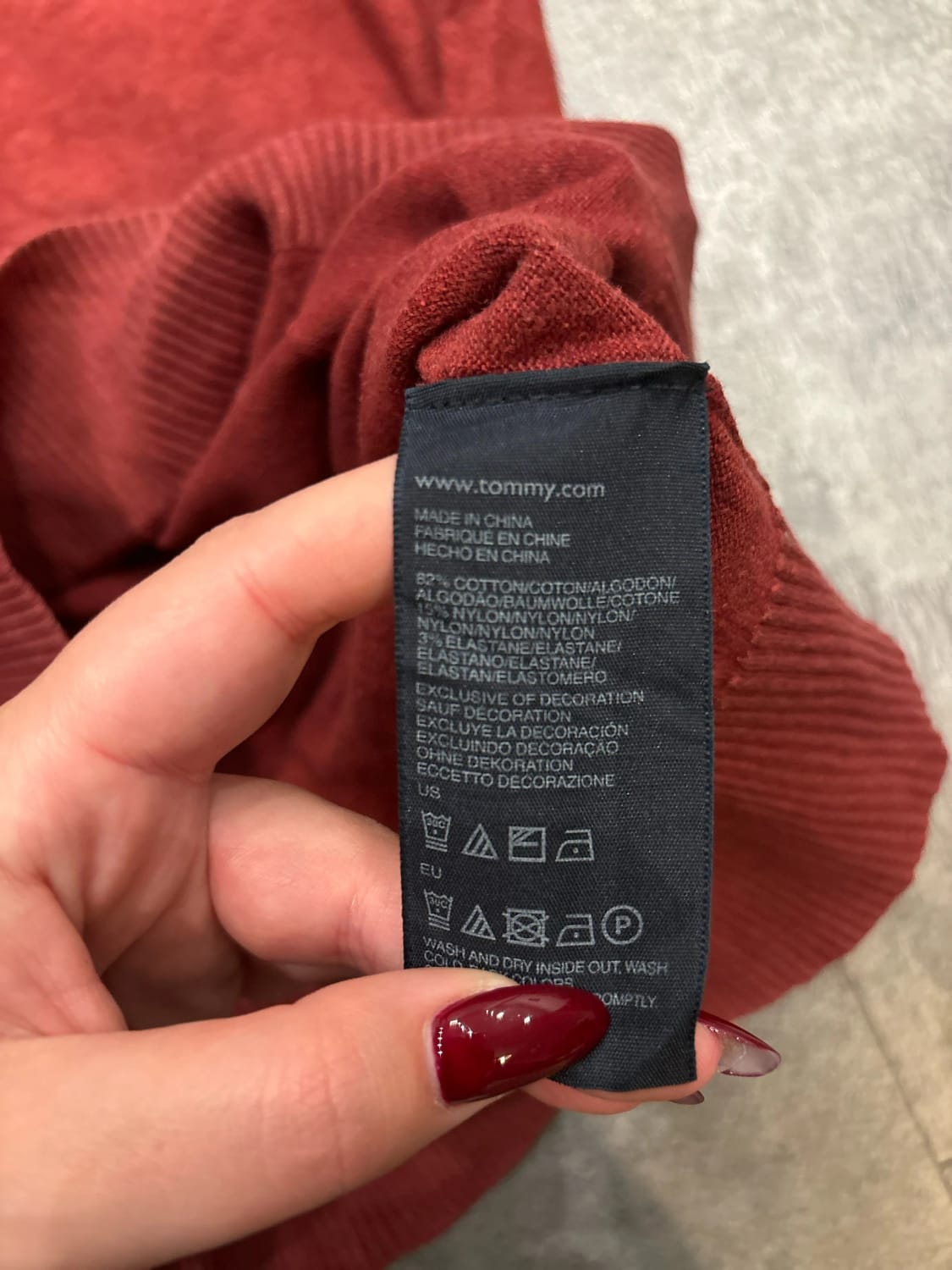 đź›’Pull Hilfiger Denim M Rouge đź›’