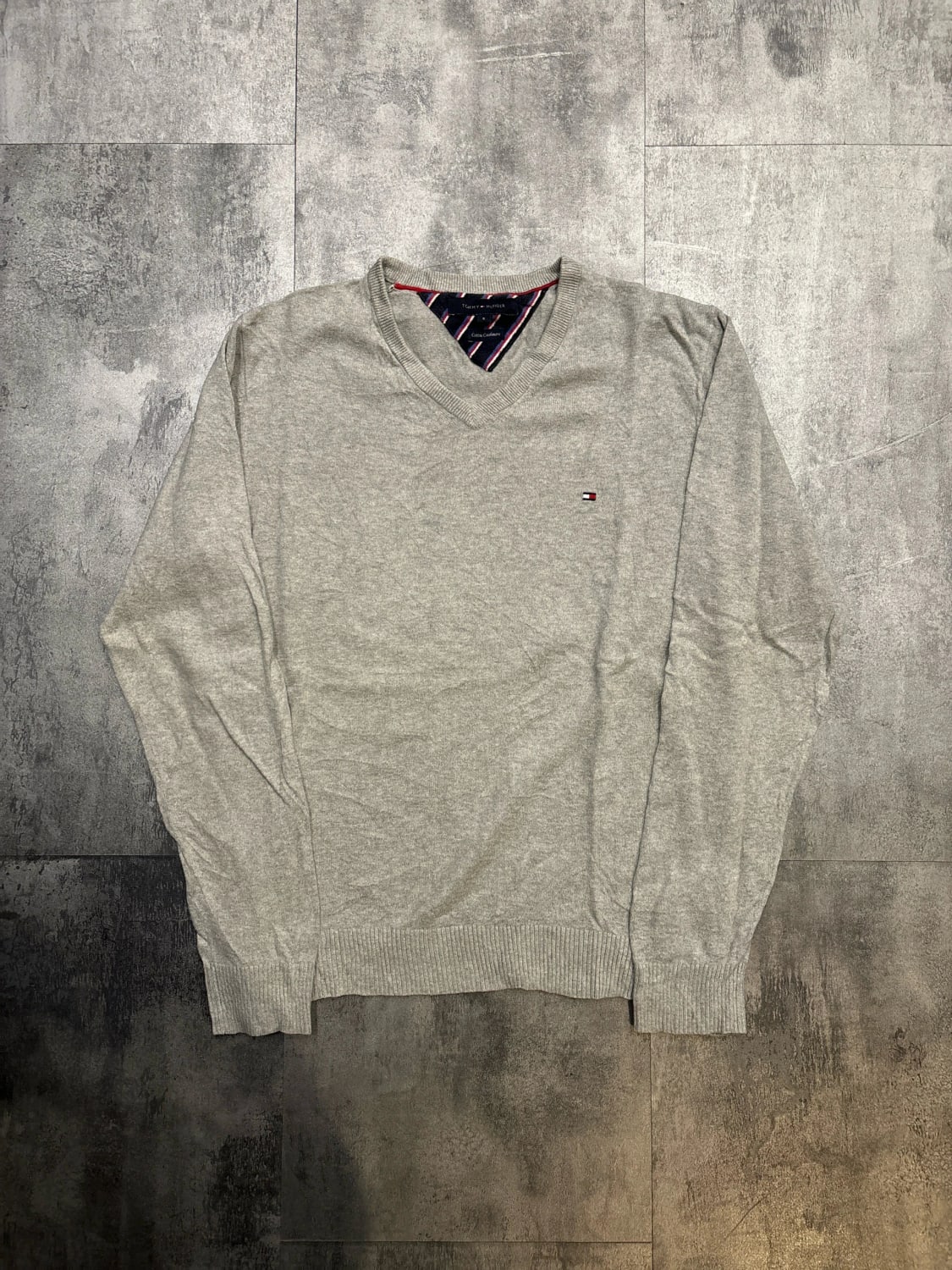 đź›’Pull Tommy Hilfiger Gris Taille S đź›’