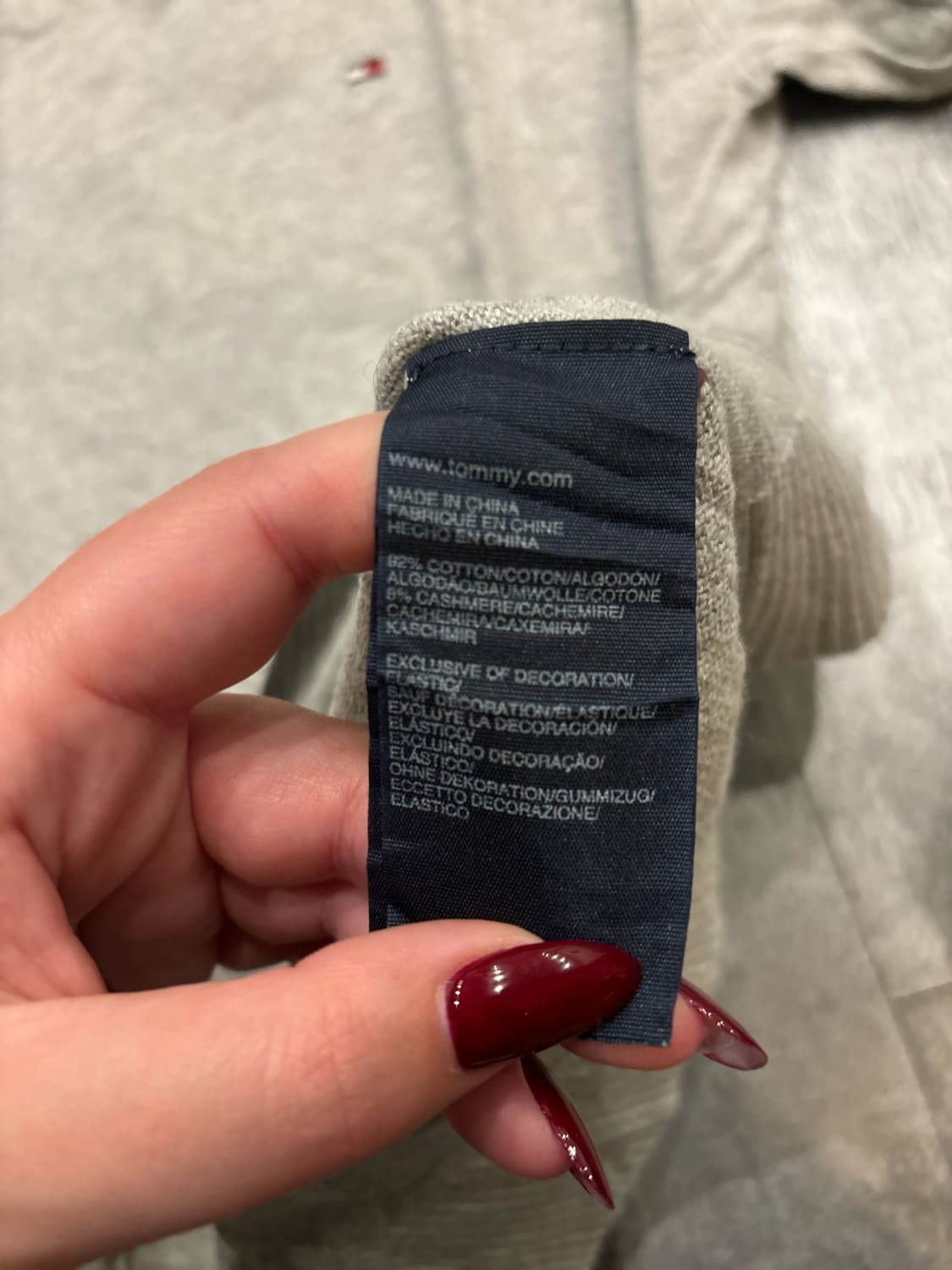 đź›’Pull Tommy Hilfiger Gris Taille S đź›’