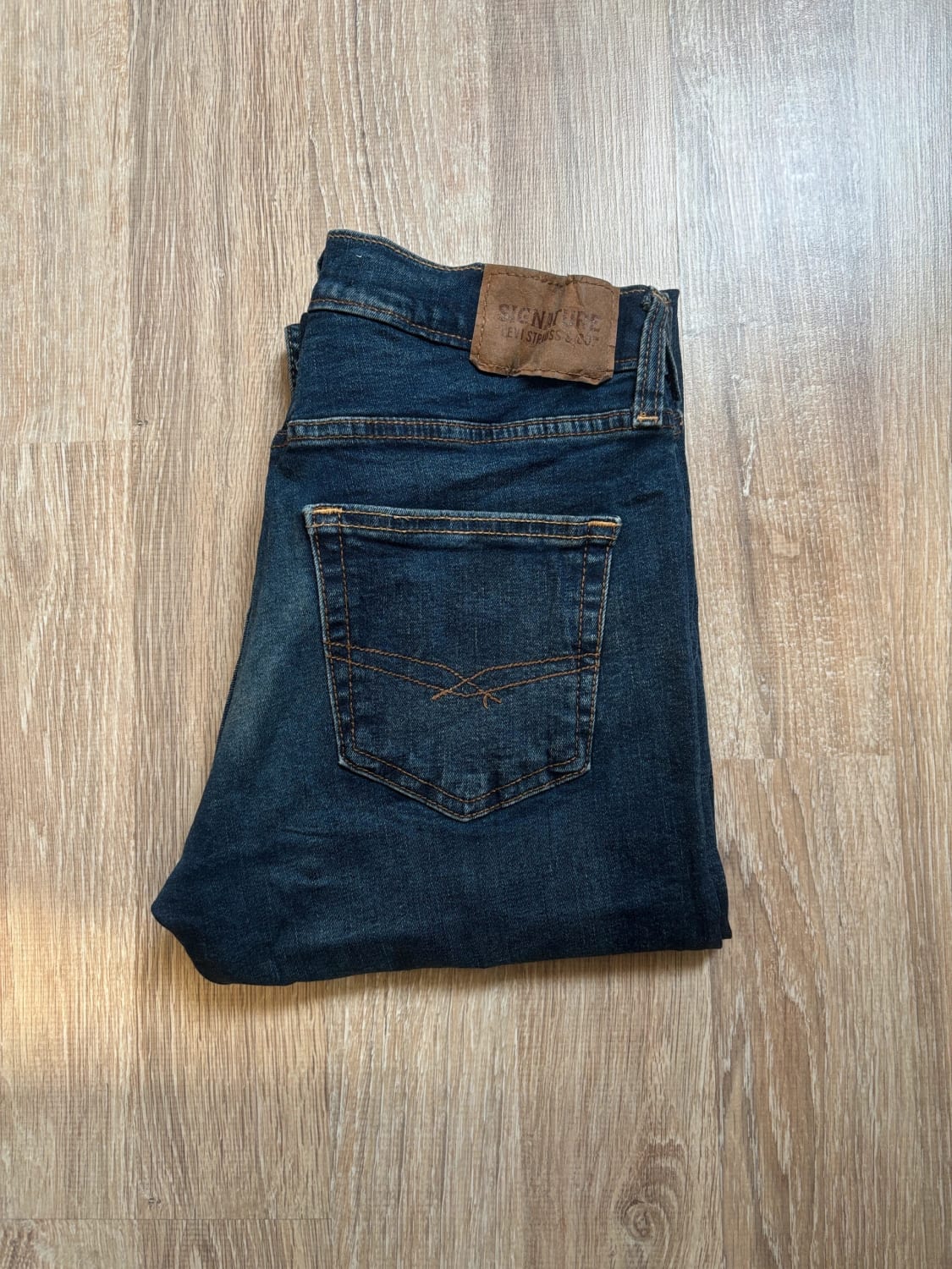 đź›’Jeans Levi's W29 L30đź›’