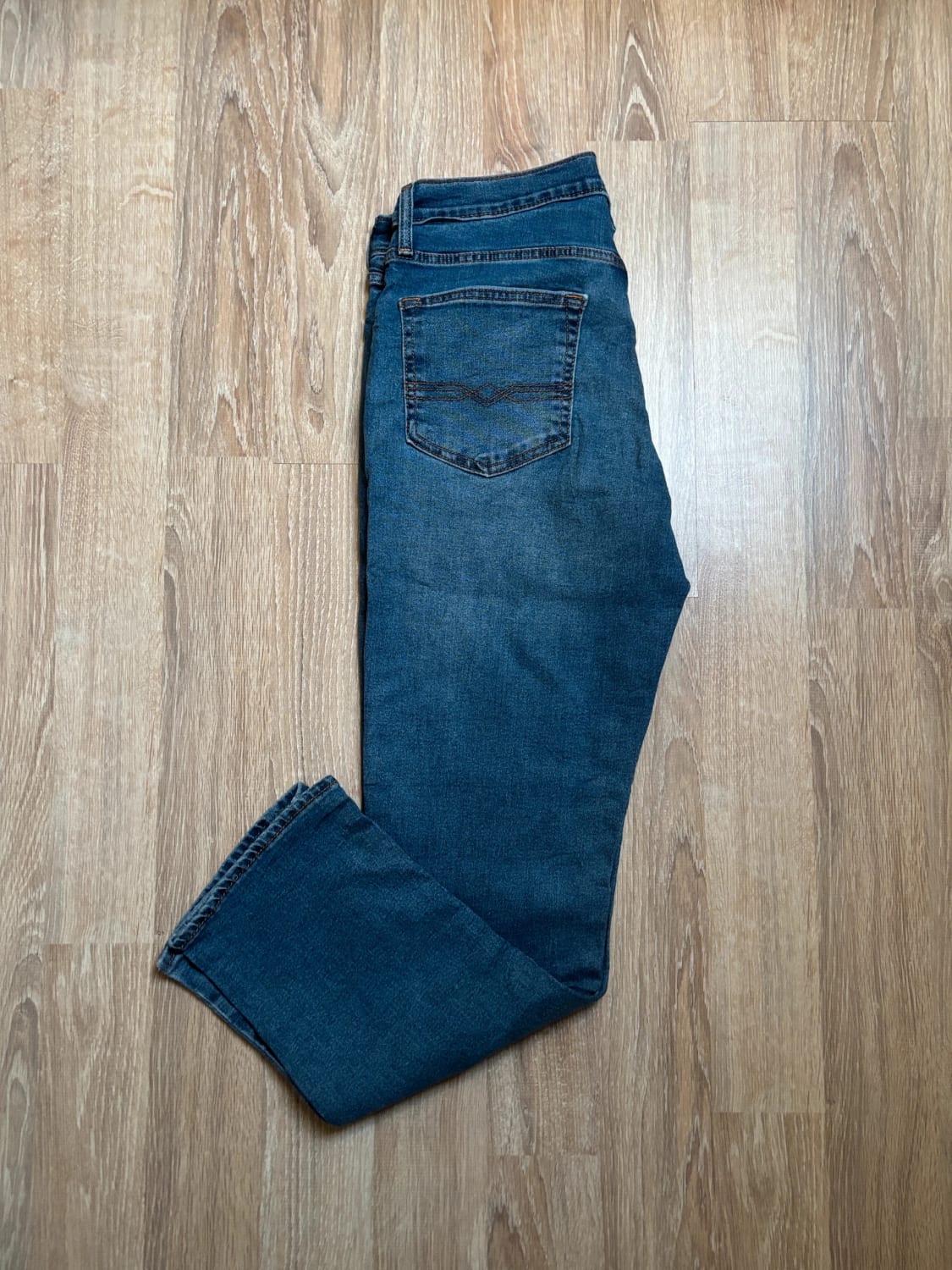 đź›’Jeans Levi's W33 L32đź›’
