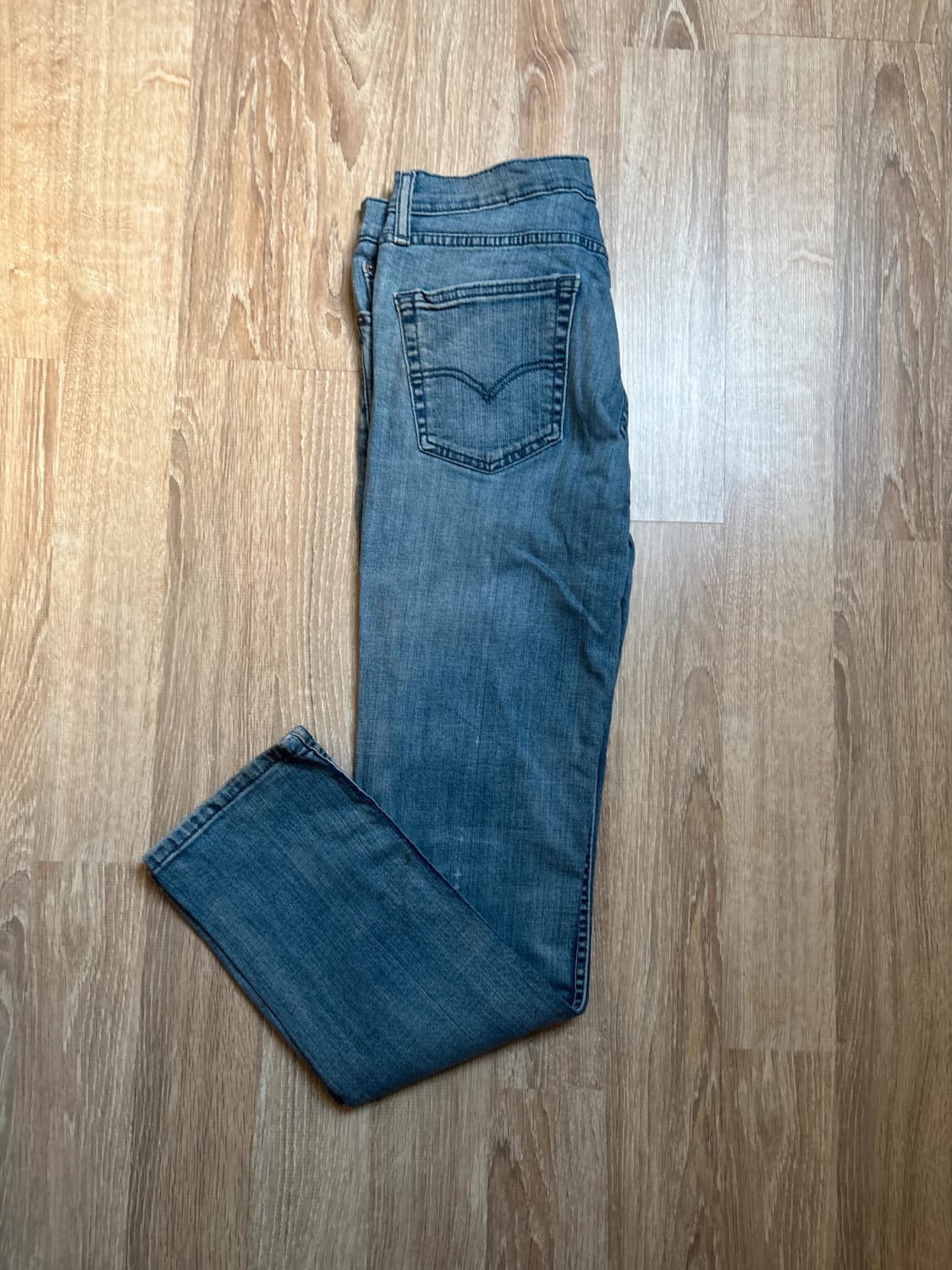 đź›’ Jeans Levi's W31 L32 đź›’