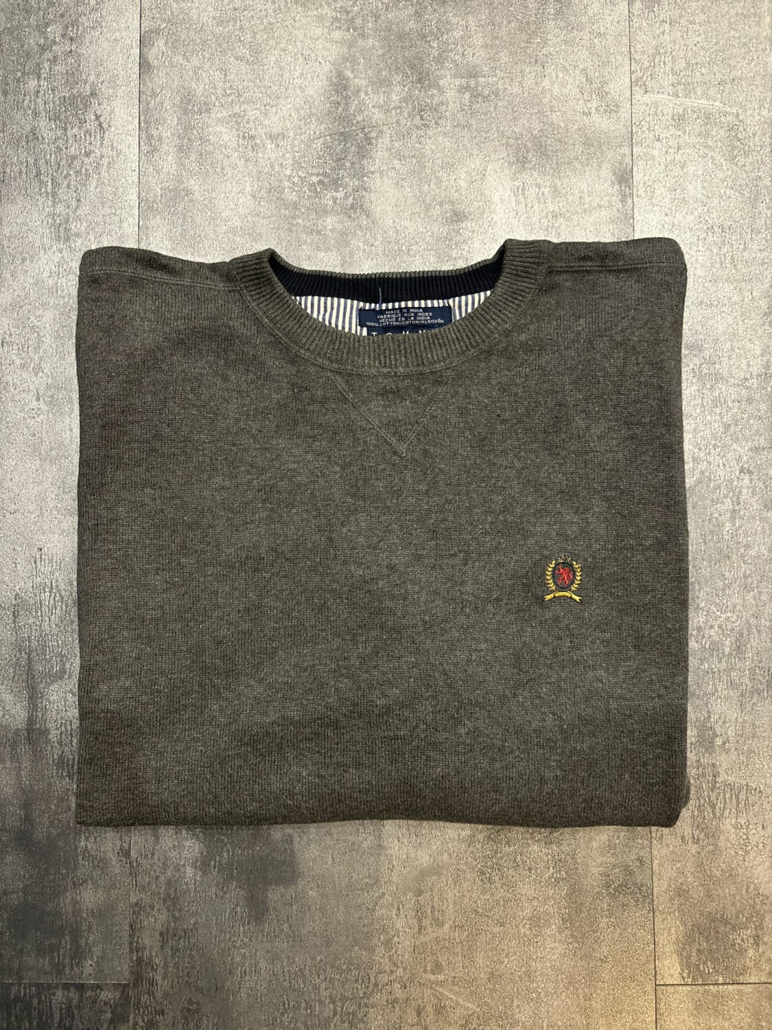 đź›’Pull Tommy Hilfiger Taille L đź›’