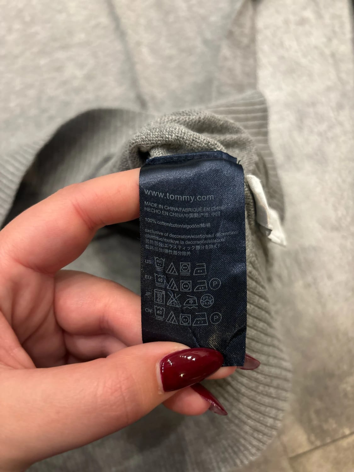 🛒Pull Tommy Hilfiger S/P Gris Chiné Col V 🛒
