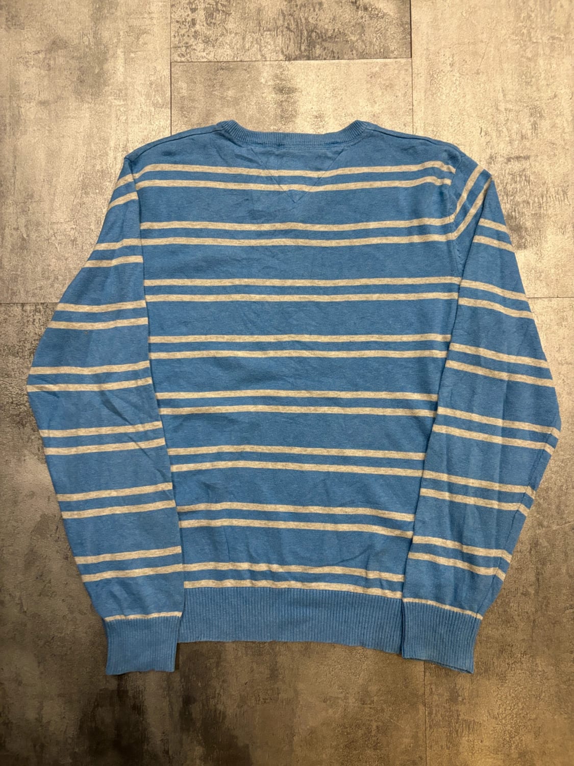 đź›’Pull Tommy Hilfiger L đź›’