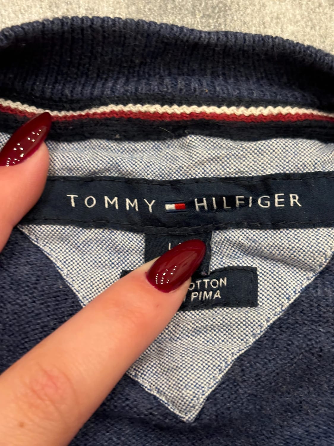 đź›’Pull Tommy Hilfiger Bleu Marine Taille L đź›’
