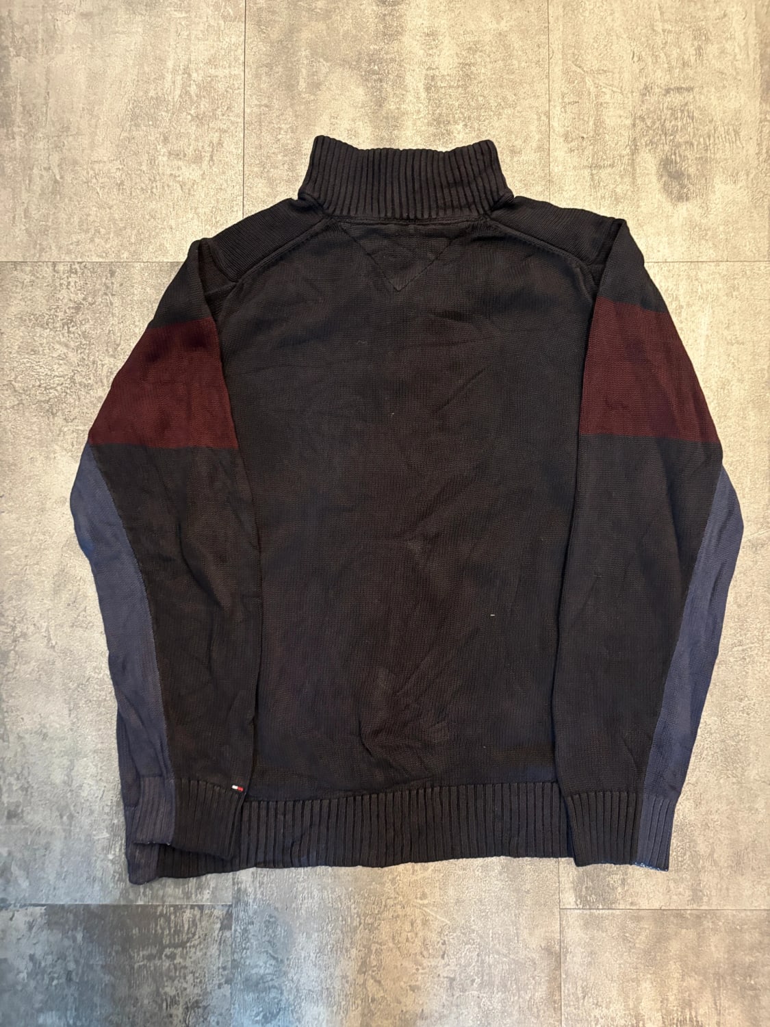 đź›’Pull Tommy Hilfiger L đź›’