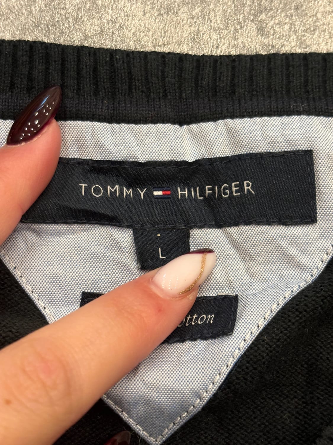 đź›’Pull Tommy Hilfiger Taille L đź›’