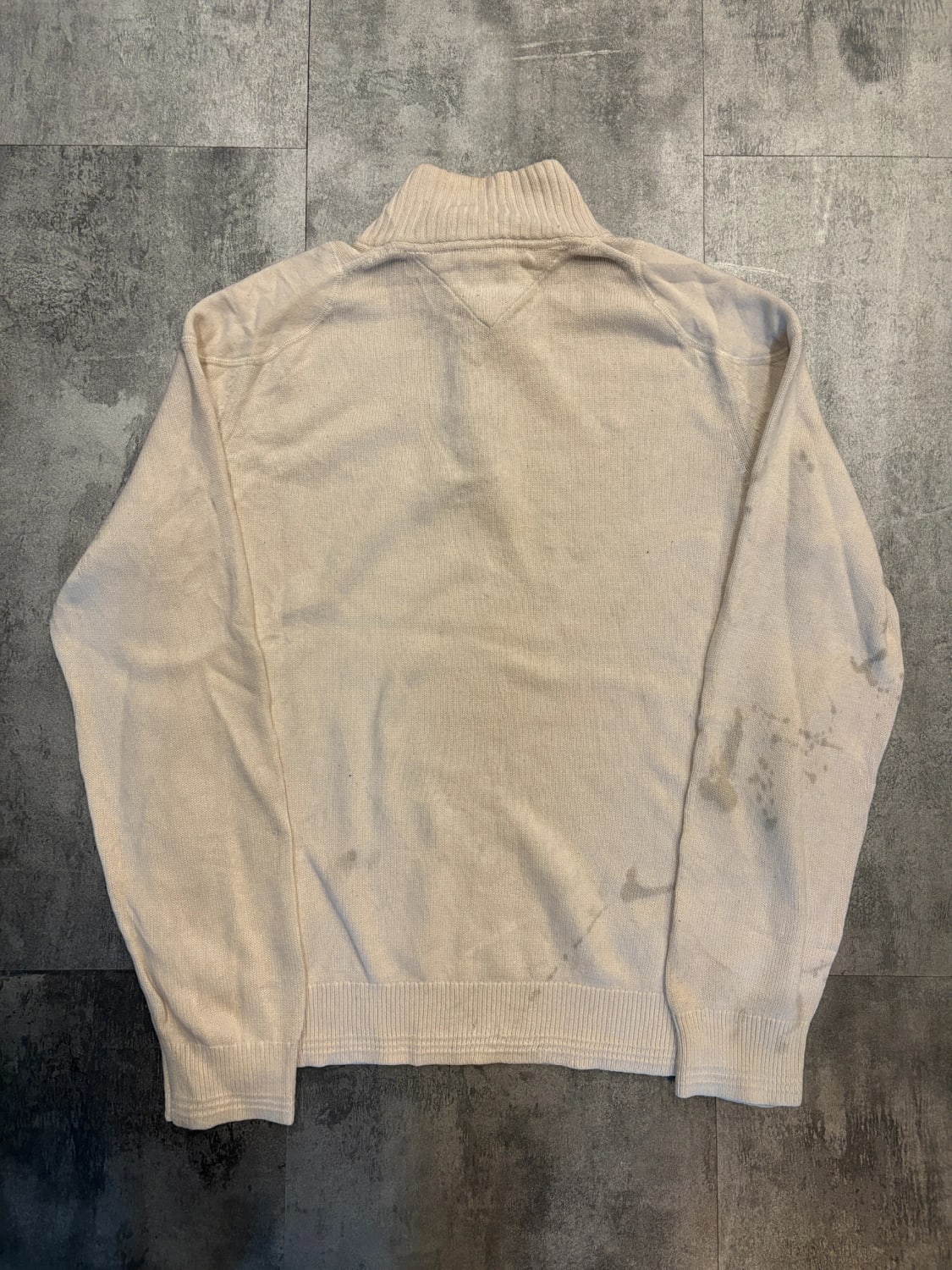 đź›’Pull Tommy Hilfiger Taille M đź›’