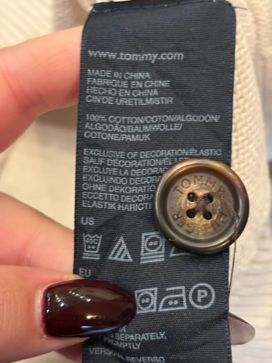 đź›’Pull Tommy Hilfiger Taille M đź›’