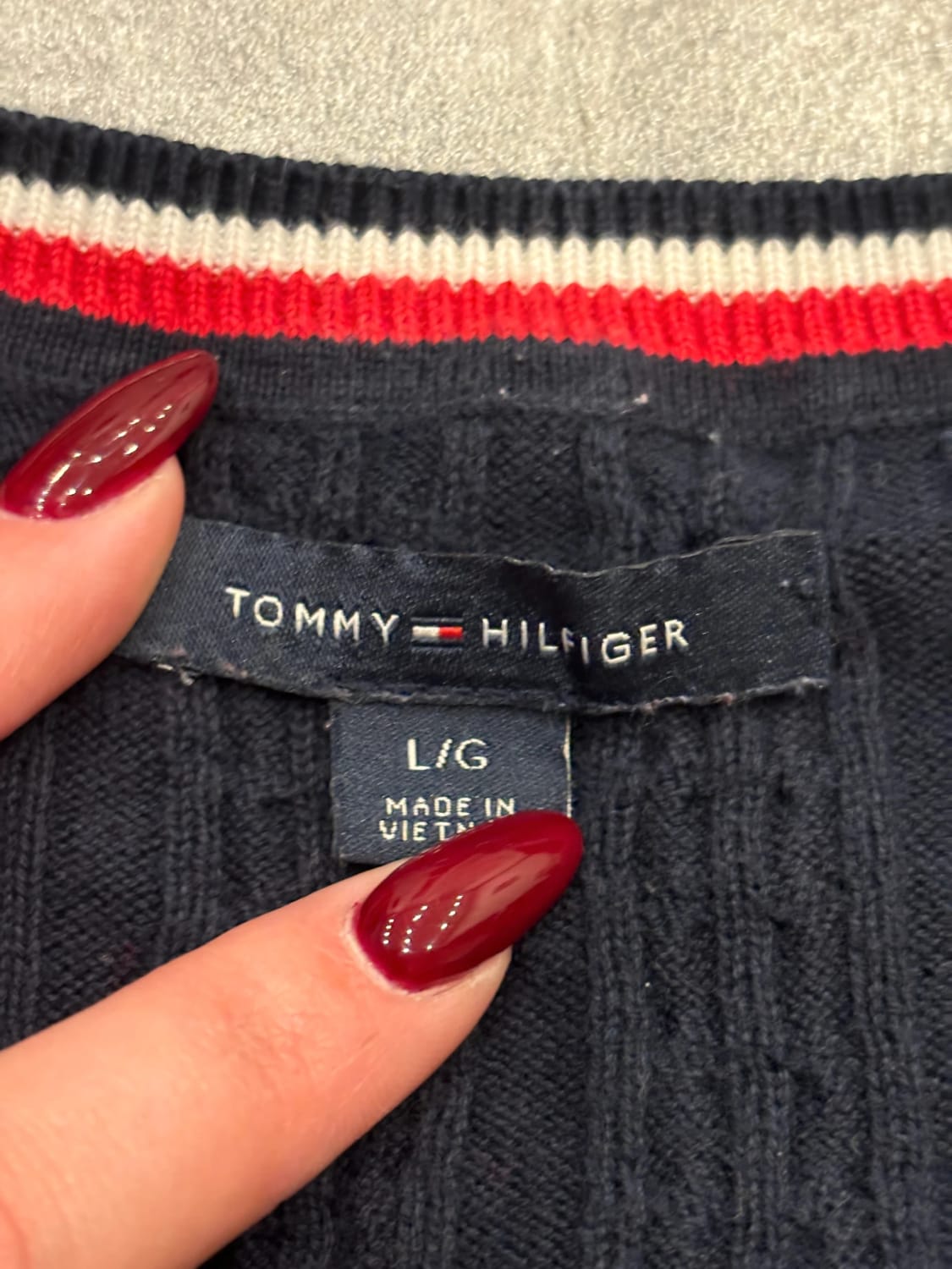 đź›’Pull Tommy Hilfiger L đź›’