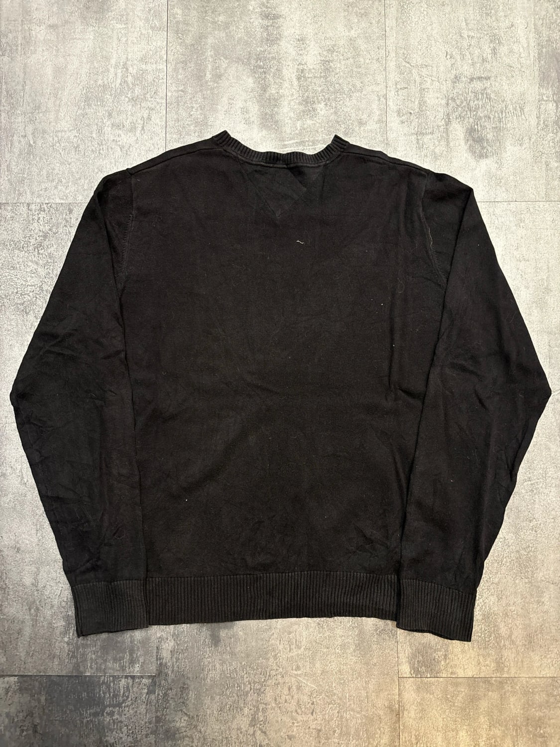 đź›’Pull Tommy Hilfiger Taille M Noir đź›’