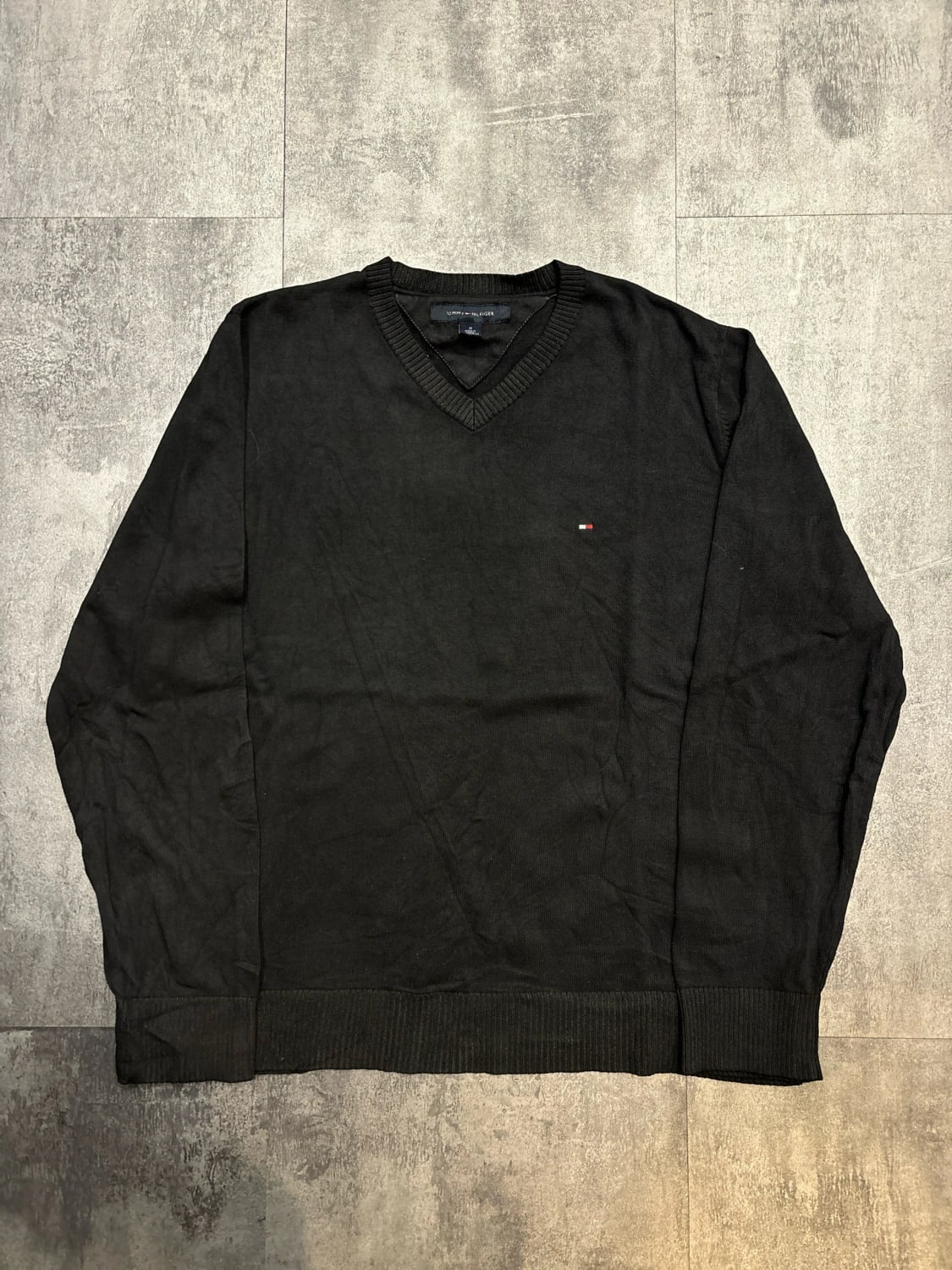 đź›’Pull Tommy Hilfiger Taille M Noirđź›’