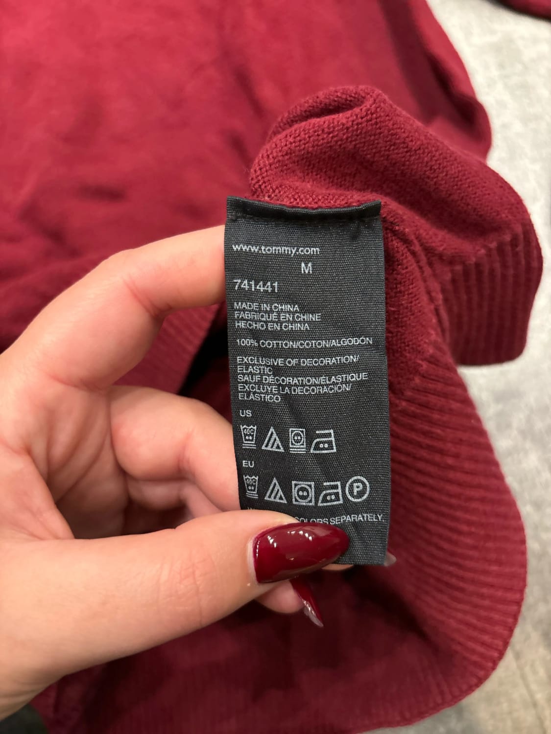 đź›’Pull Tommy Hilfiger Taille M đź›’