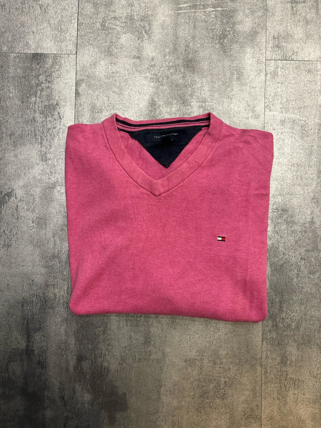 đź›’Pull Tommy Hilfiger Rose Taille S/P đź›’