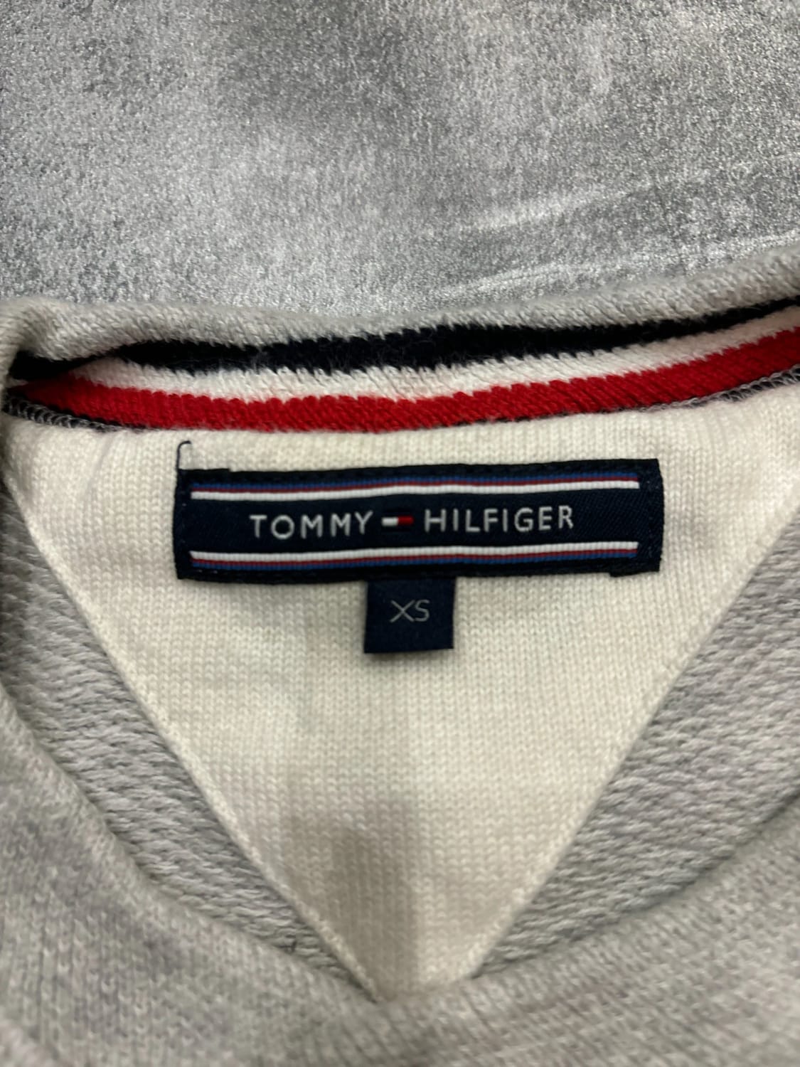 đź›’Pull Tommy Hilfiger XSđź›’