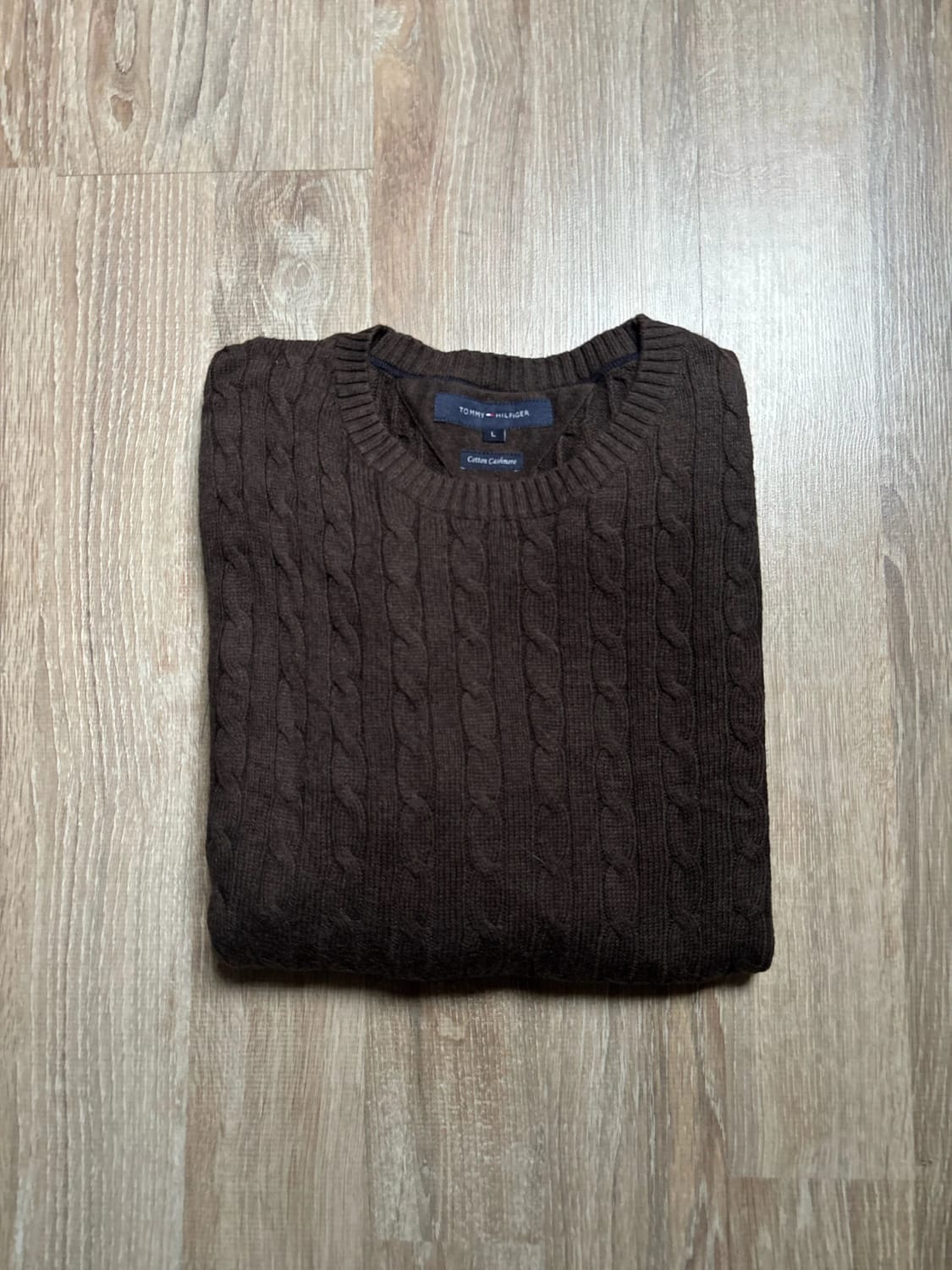 đź›’Pull Tommy Hilfiger Taille L Marron đź›’