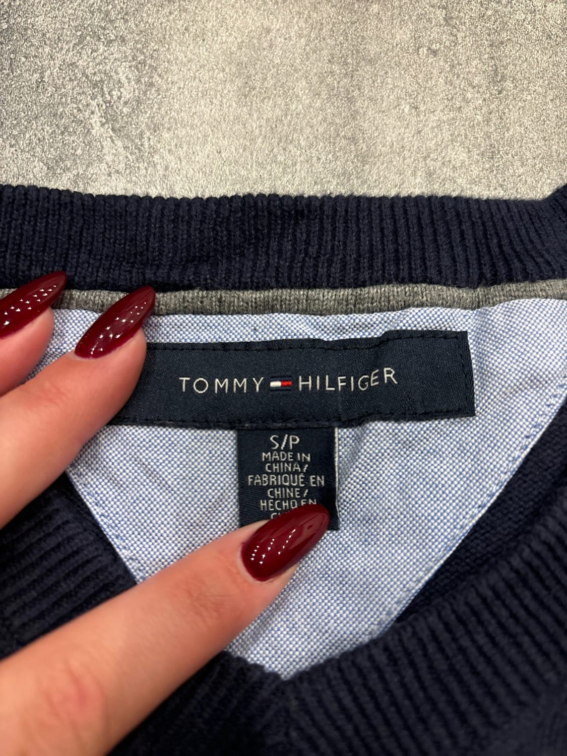 đź›’Pull Tommy Hilfiger Bleu Marine Taille S đź›’