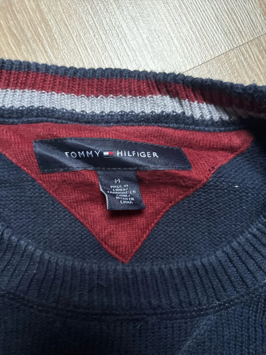 đź›’Pull Tommy Hilfiger Bleu Marine Taille Mđź›’