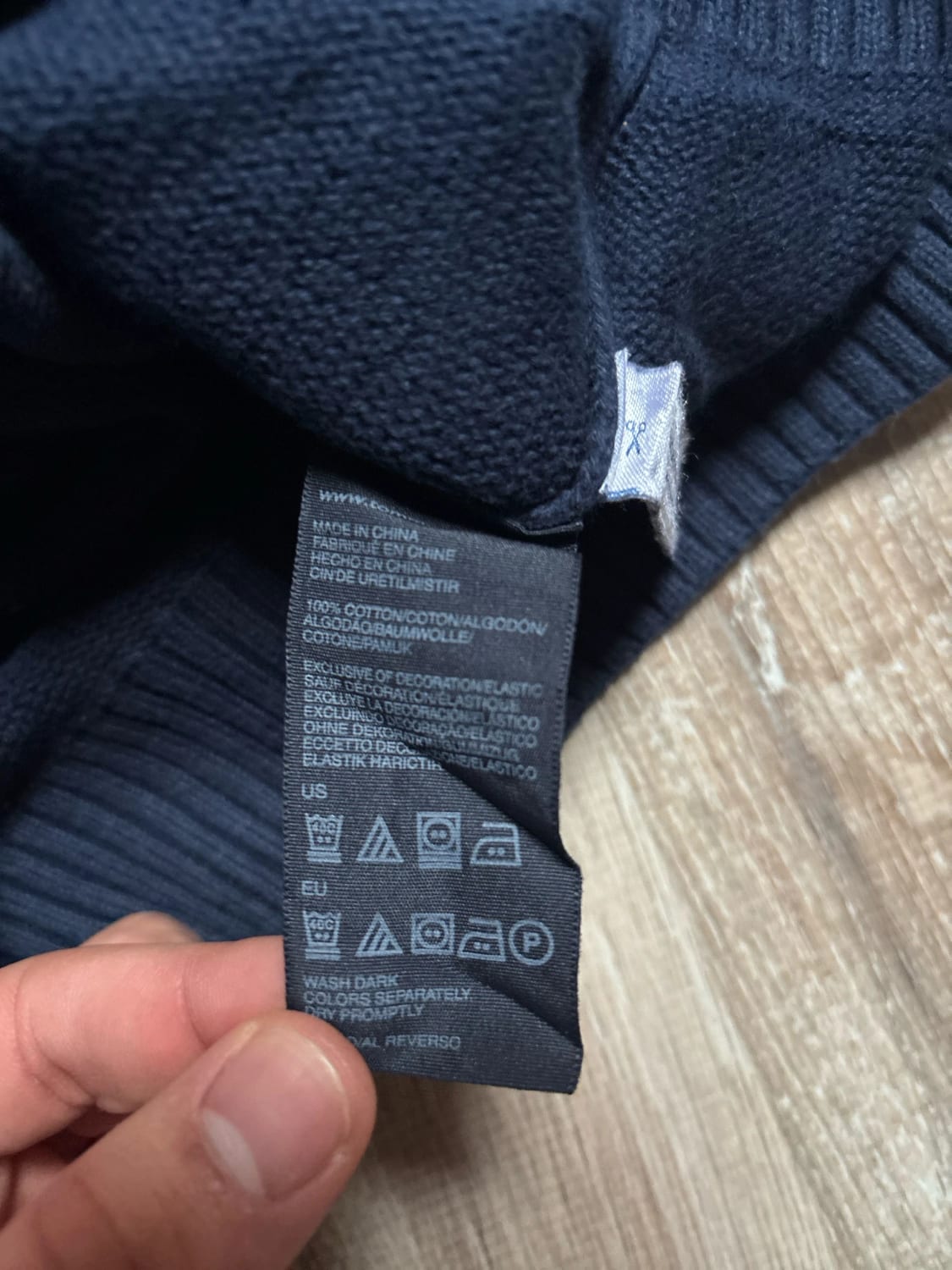 đź›’Pull Tommy Hilfiger Bleu Marine Taille Mđź›’