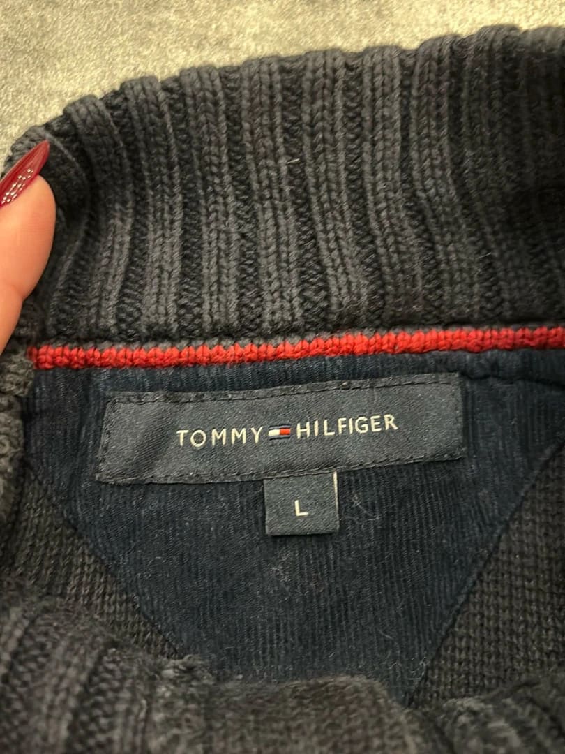 đź›’Pull Tommy Hilfiger Taille L đź›’
