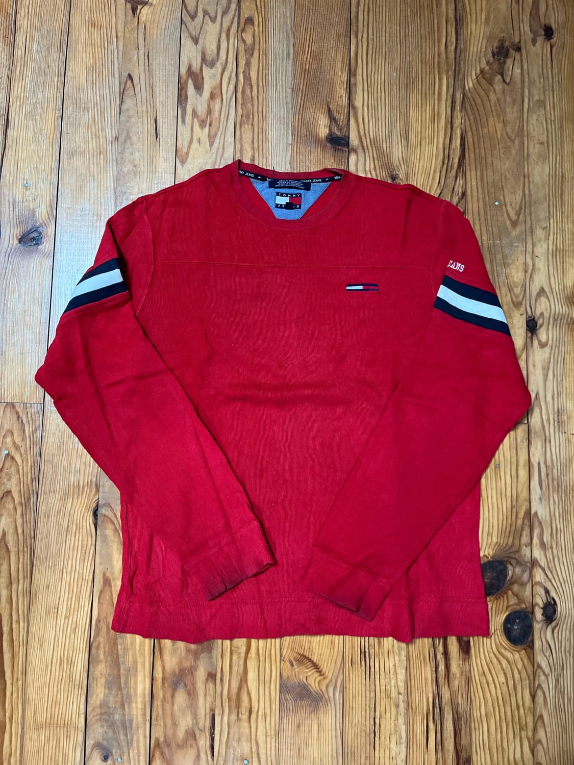 đź›’Pull Tommy Jeans Rouge Sđź›’