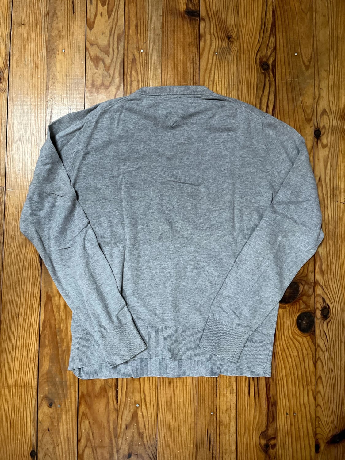 đź›’Pull Tommy Hilfiger L Gris đź›’