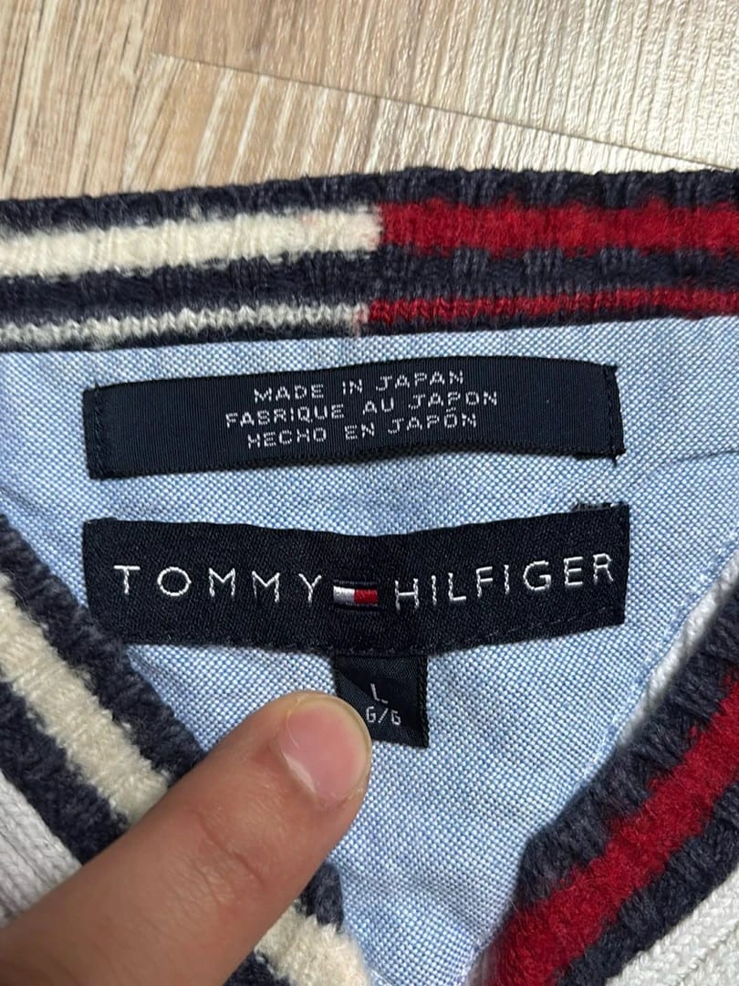 đź›’Pull Tommy Hilfiger Taille L Blanc đź›’