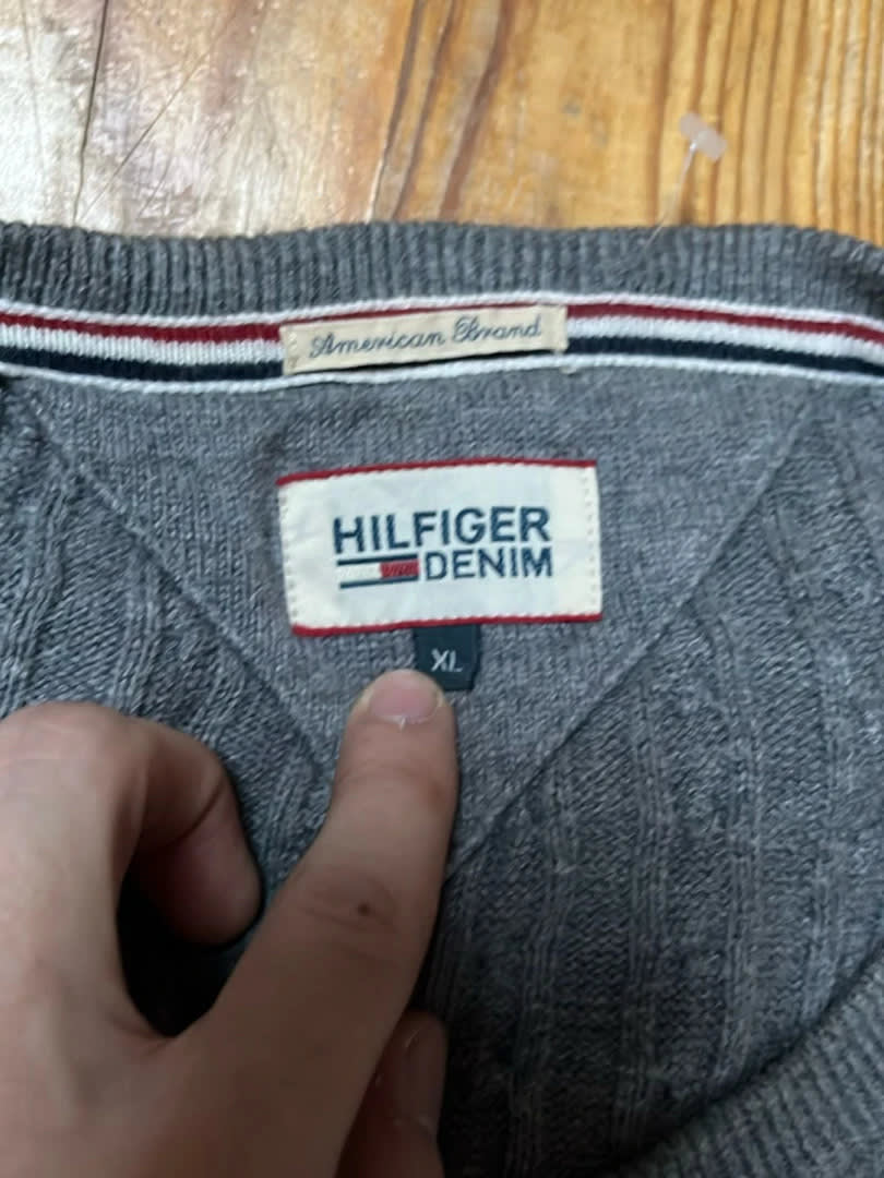 đź›’Pull Hilfiger Denim XL Gris đź›’