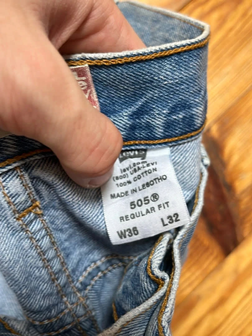 đź›’Jeans Levi's 505 W36 L32đź›’
