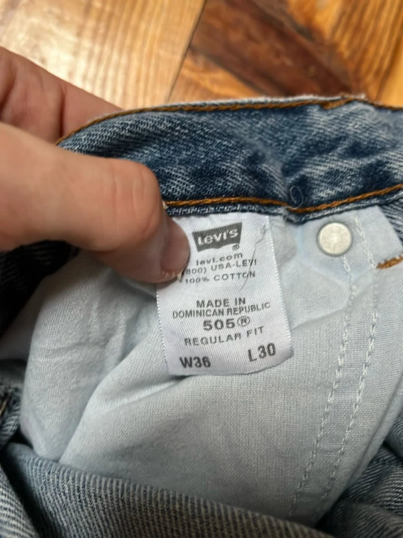 đź›’Jeans Levi's 505 W36 L30đź›’