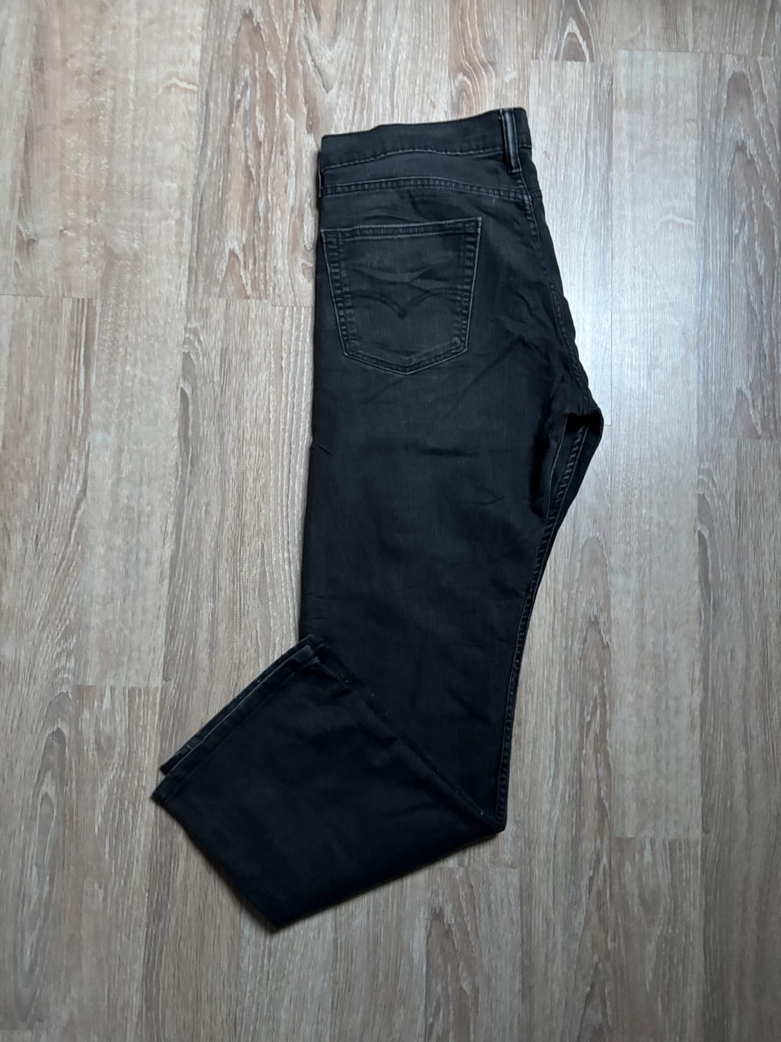 đź›’Jeans Levi's W28 L32đź›’
