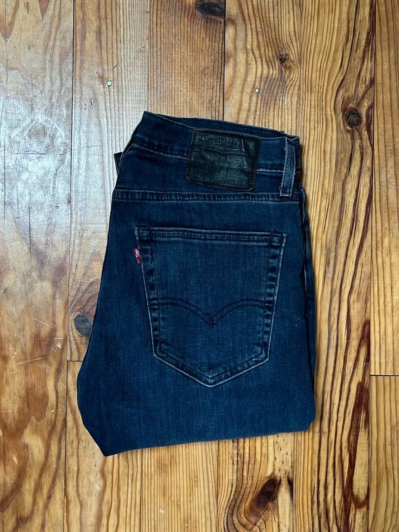 đź›’Jeans Levi's W33 L34đź›’