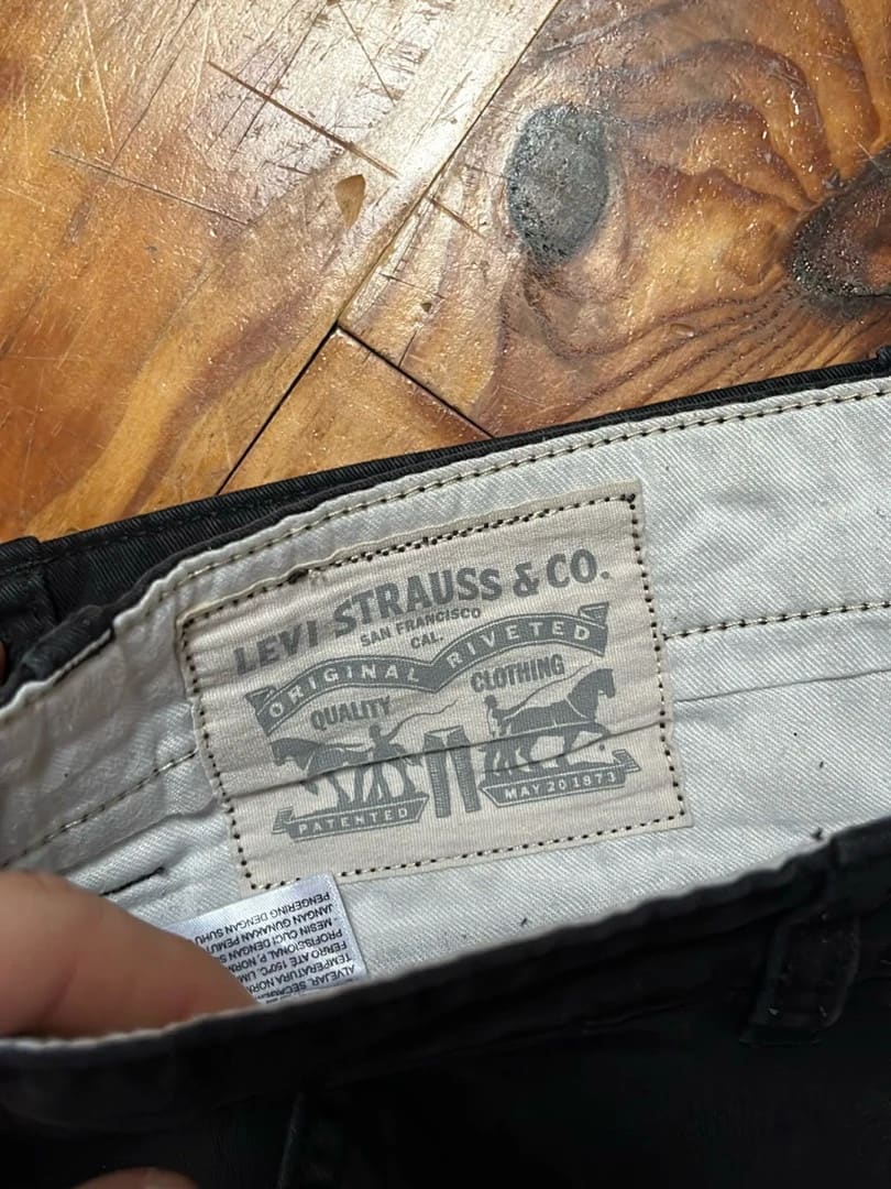 đź›’Jeans Levi's W38 L32đź›’