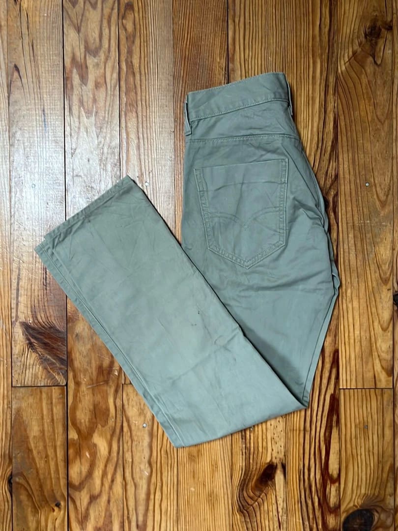 đź›’Jeans Levi's W28 L32đź›’