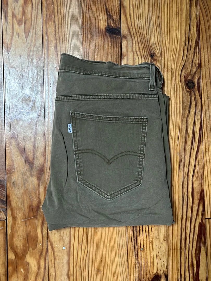 đź›’Jeans Levi's W36 L32đź›’