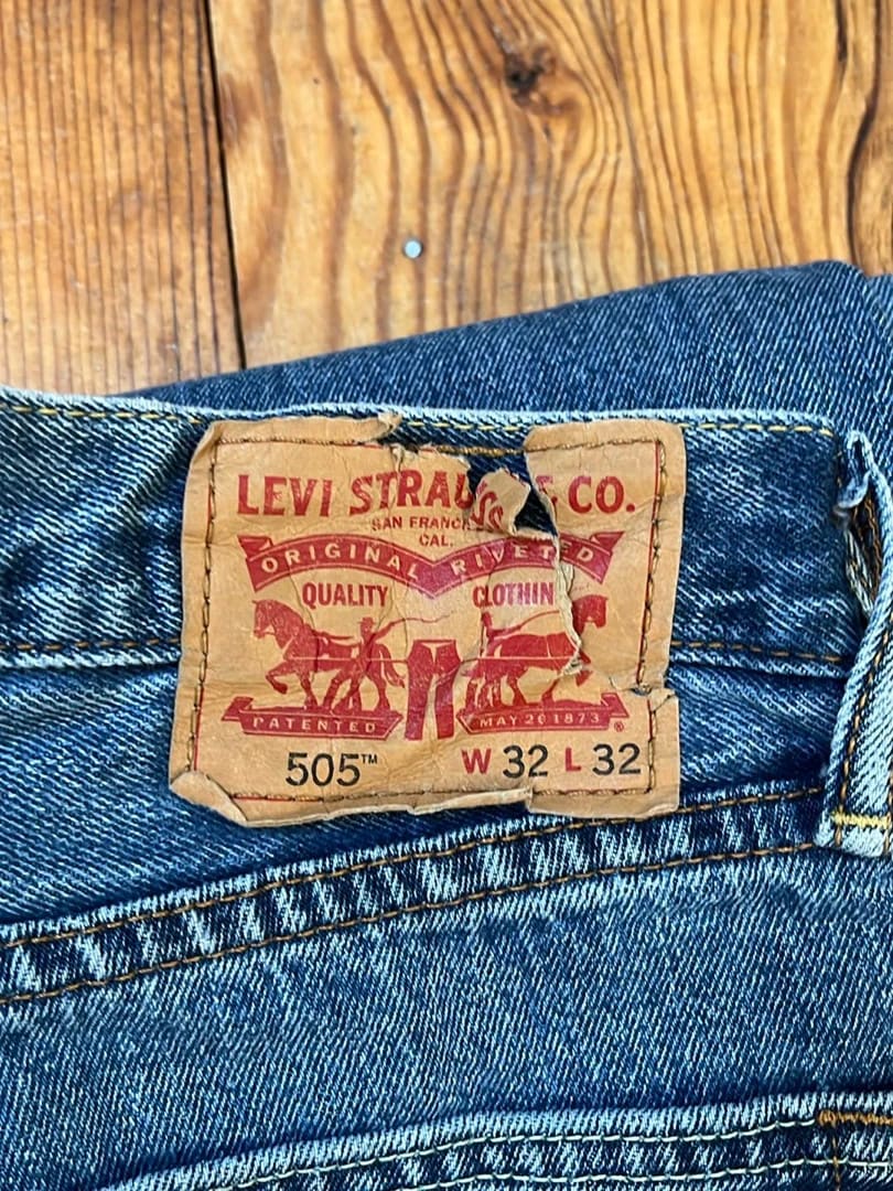 đź›’Jeans Levi's 505 W32 L32đź›’