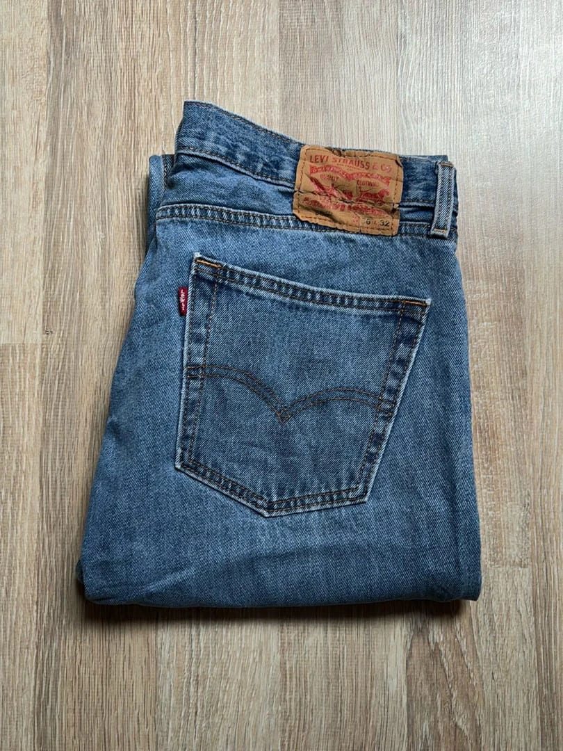 đź›’Jeans Levi's 505 W36 L32đź›’