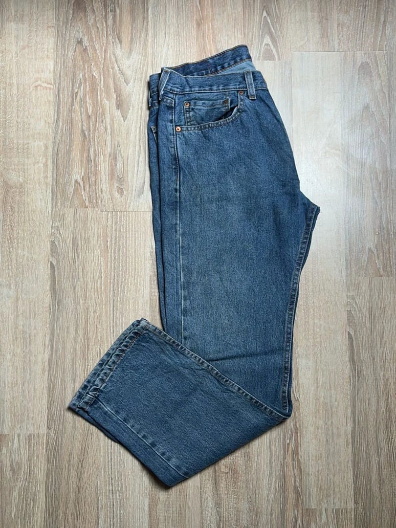 đź›’Jeans Levi's 505 W32 L30đź›’