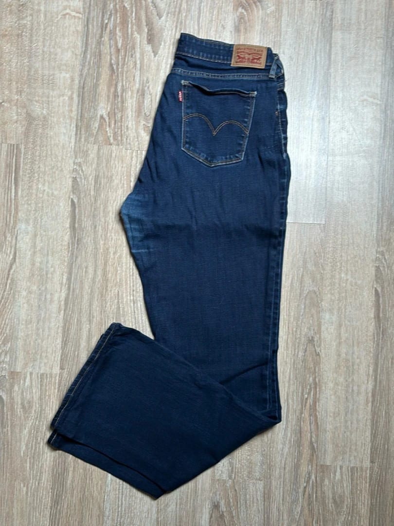 đź›’Jeans Levi's W32 L32đź›’