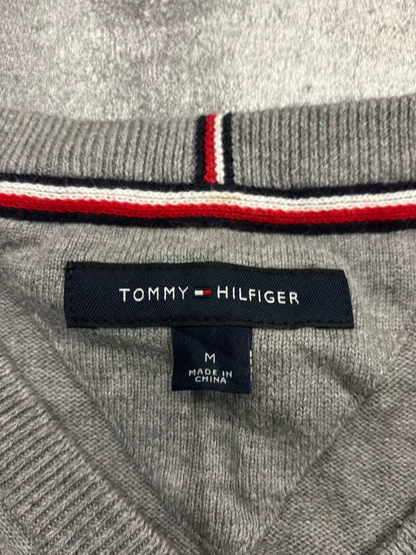 đź›’Pull Tommy Hilfiger Gris Taille Mđź›’