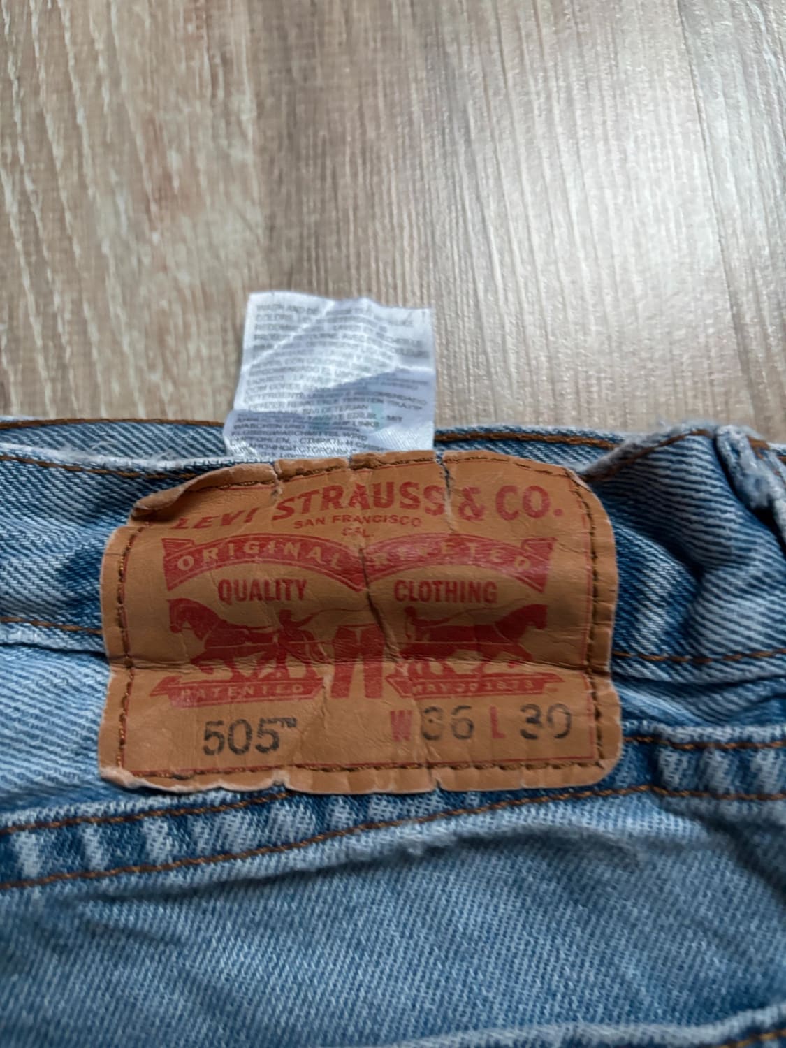 đź›’Jeans Levi's 505 W36 L39đź›’