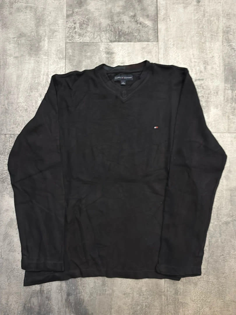 đź›’Pull Tommy Hilfiger Taille M Noir Col Vđź›’