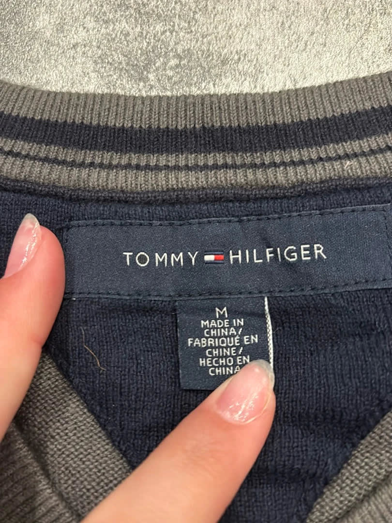 đź›’Pull Tommy Hilfiger Taille M đź›’