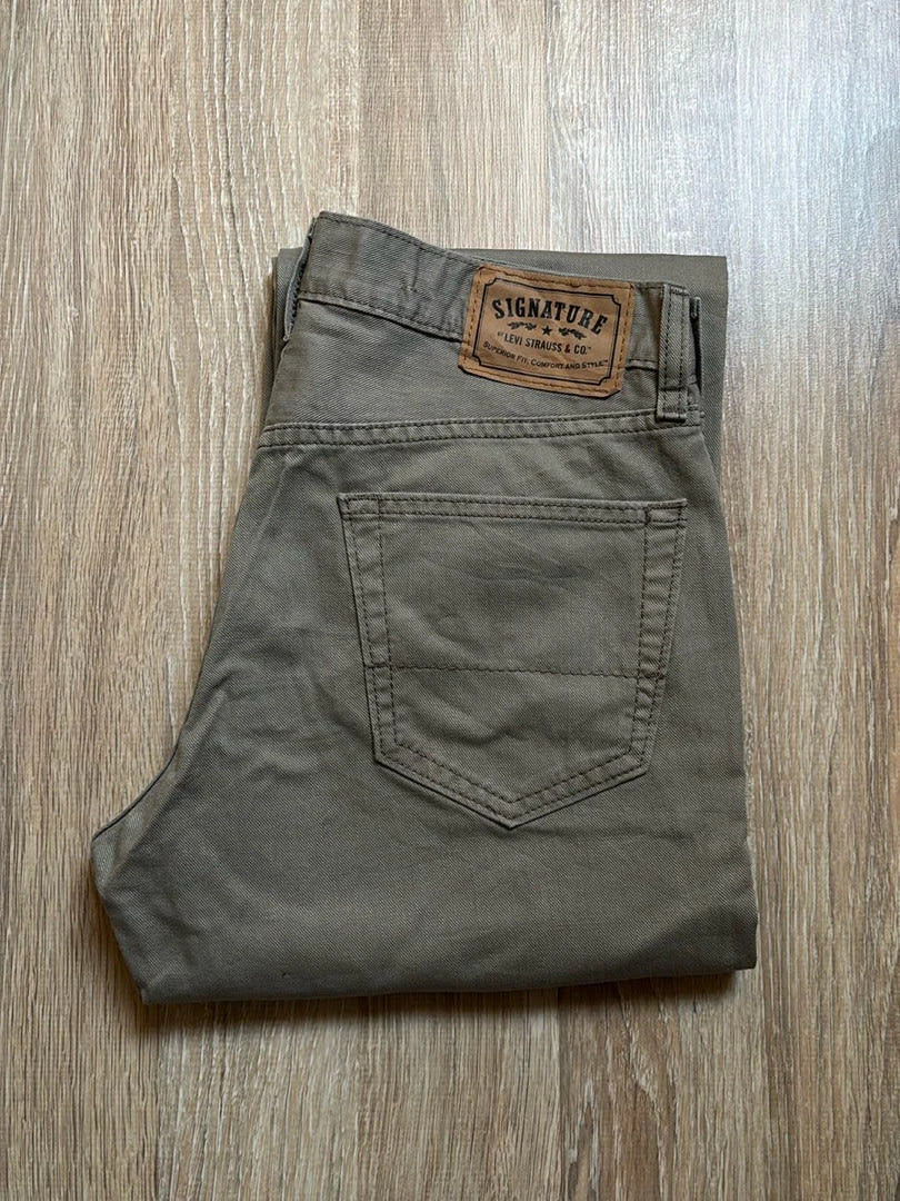 đź›’Jeans Levi's W29 L32đź›’