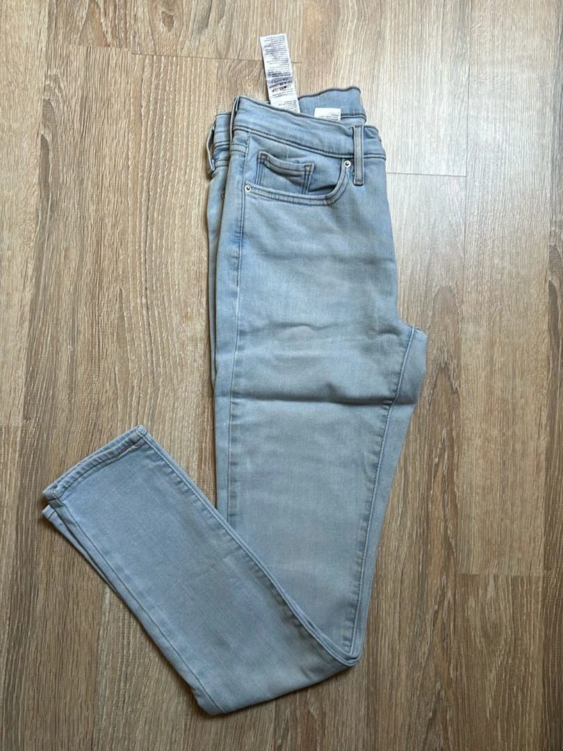 đź›’Jeans Levi's W27 L30đź›’