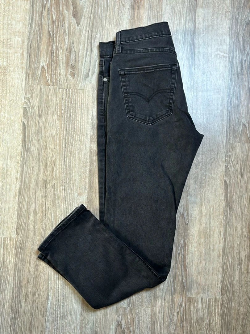 đź›’Jeans Levi's 511 W32 L30đź›’