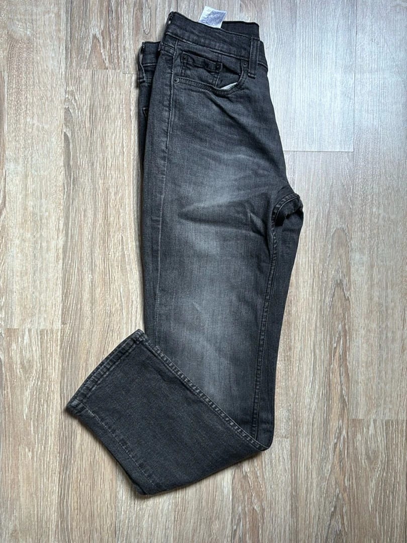 đź›’Jeans Levi's 514 W30 L30đź›’